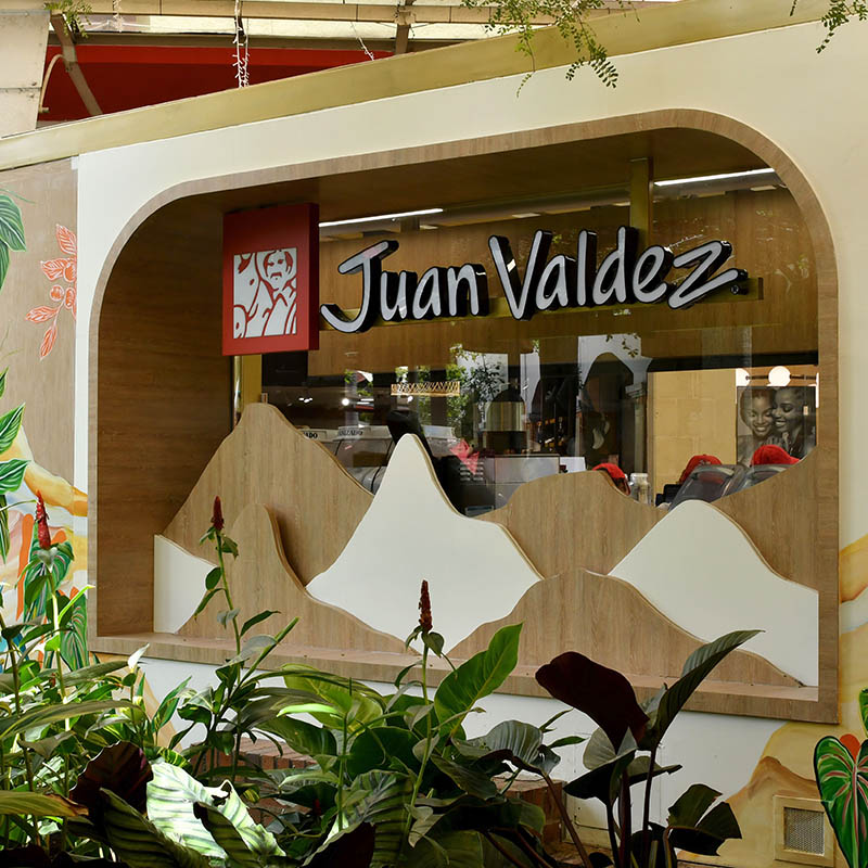 Fachada Tienda Jardin Plaza Cali